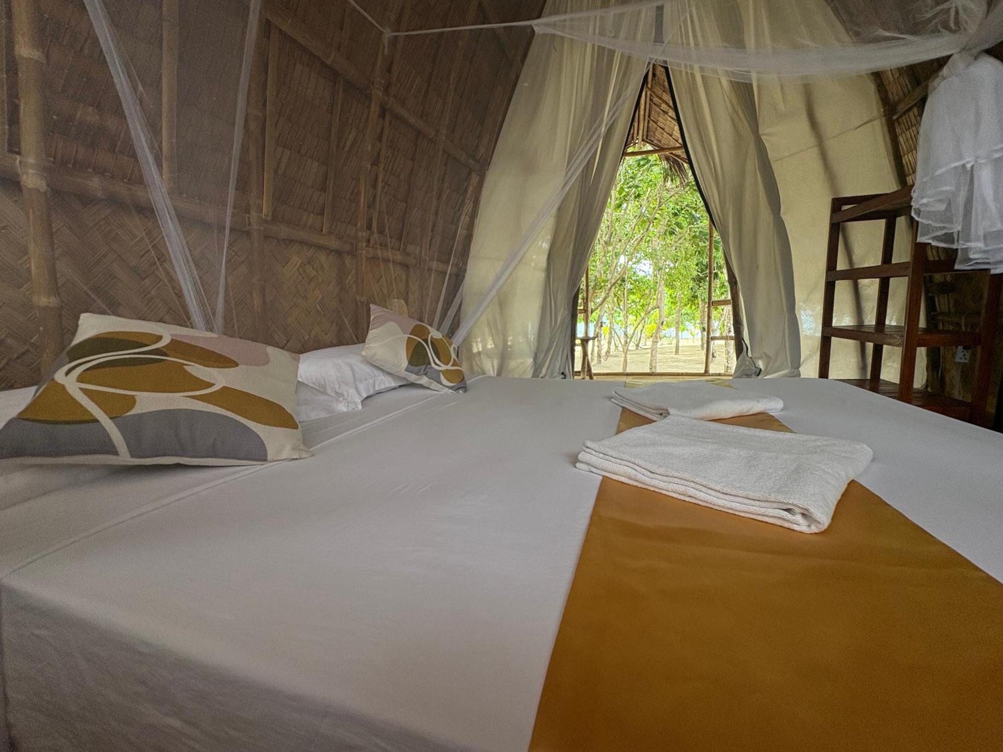 Hotel Dosplaya Ecocamp à El Nido Extérieur photo