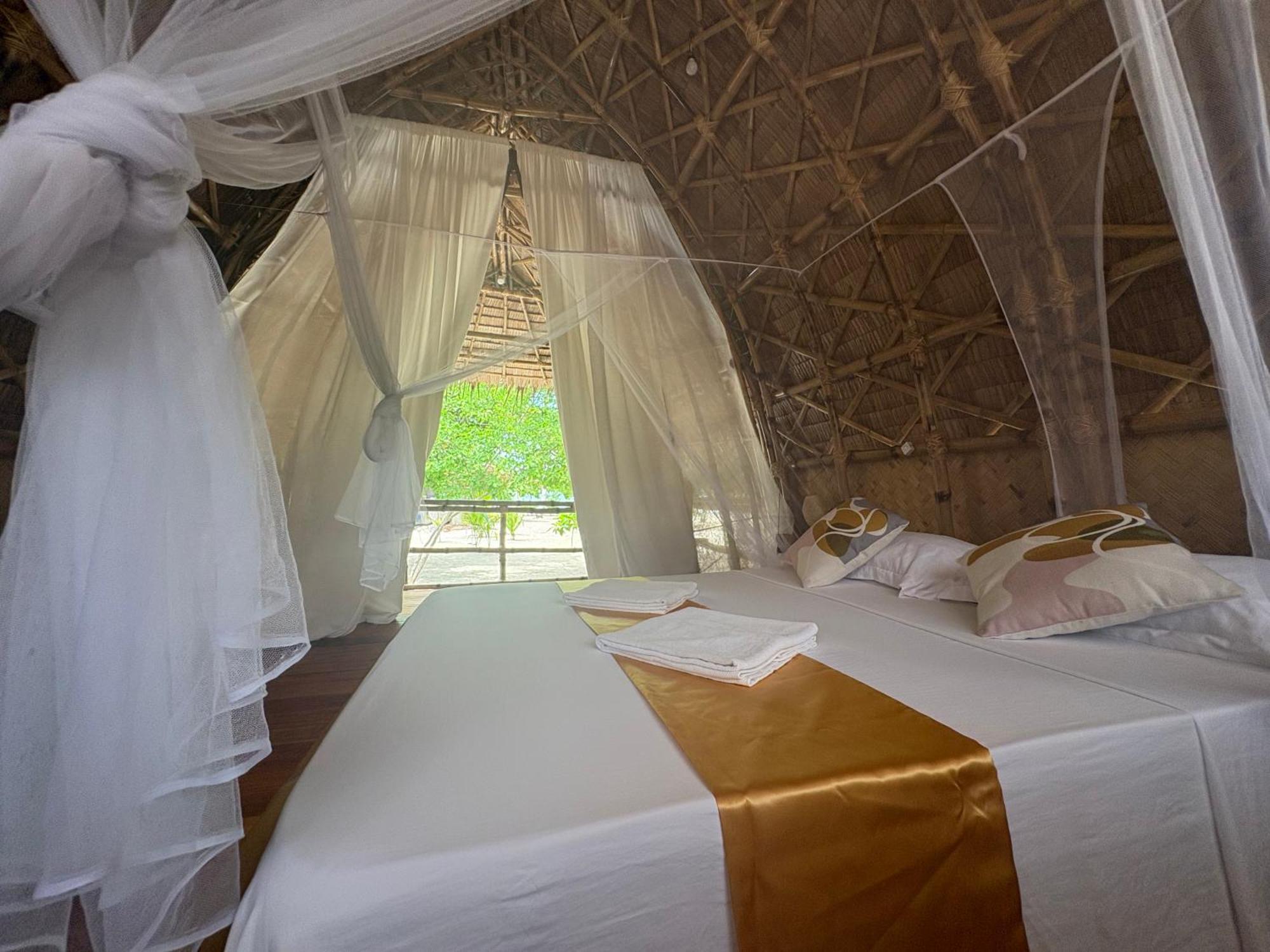 Hotel Dosplaya Ecocamp à El Nido Extérieur photo