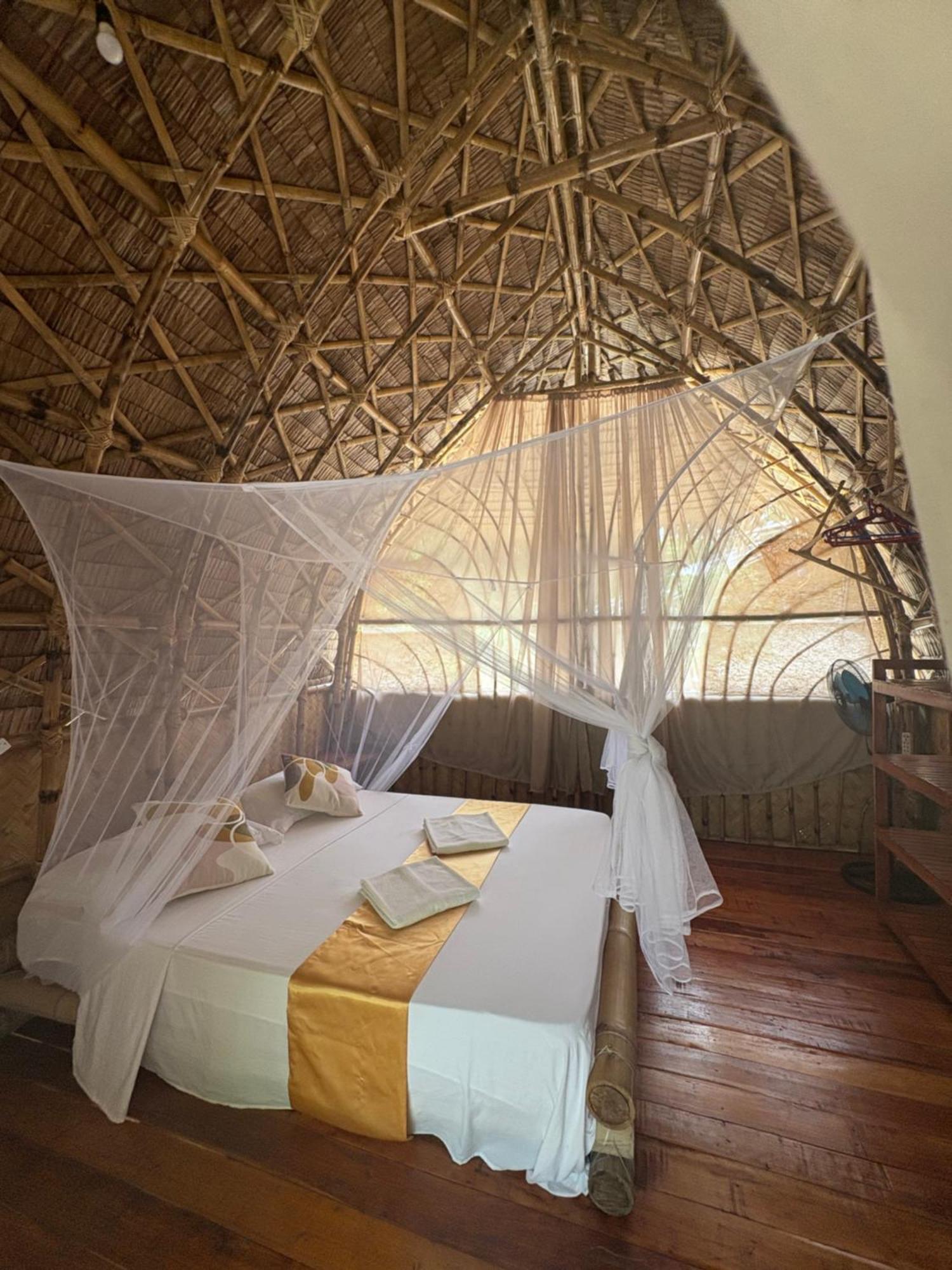 Hotel Dosplaya Ecocamp à El Nido Extérieur photo